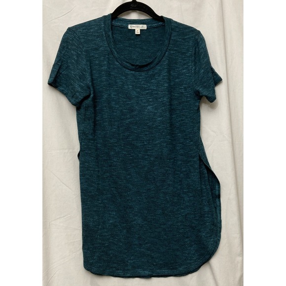 love, Fire Tops - Love, Fire Women's Green Short Sleeve Knit Tunic w/Side Slits - SZ M